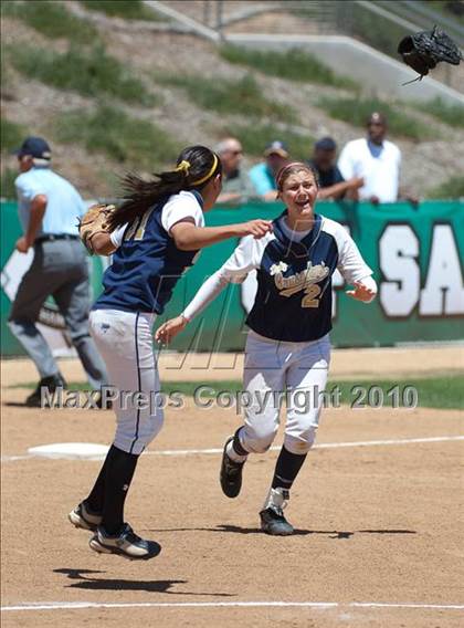 Thumbnail 1 in Christian vs Mater Dei (CIF SDS D4 Final) photogallery.