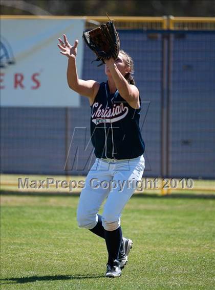 Thumbnail 1 in Christian vs Mater Dei (CIF SDS D4 Final) photogallery.