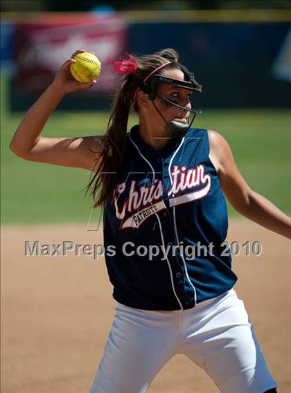 Thumbnail 1 in Christian vs Mater Dei (CIF SDS D4 Final) photogallery.
