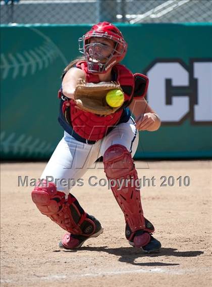 Thumbnail 2 in Christian vs Mater Dei (CIF SDS D4 Final) photogallery.