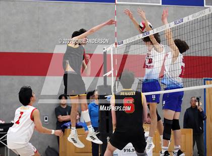 Thumbnail 3 in Jesuit @ Folsom photogallery.