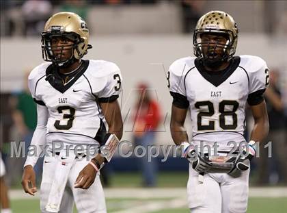 Thumbnail 3 in Carroll vs. Plano East (5A Division 1 Region 1 Bi-District) photogallery.