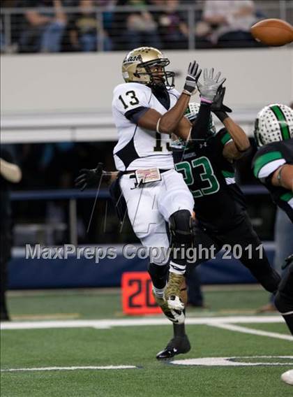 Thumbnail 3 in Carroll vs. Plano East (5A Division 1 Region 1 Bi-District) photogallery.