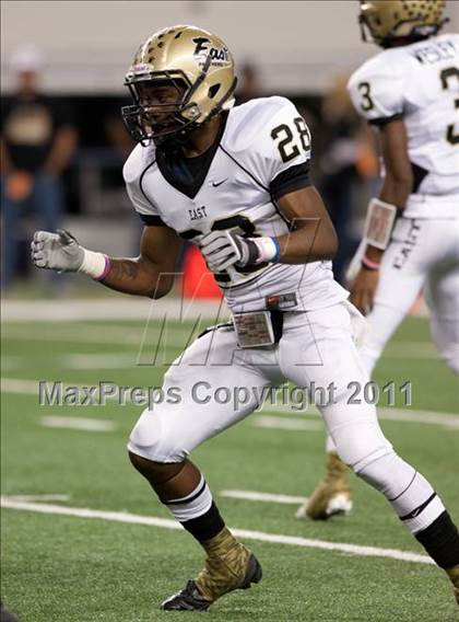 Thumbnail 2 in Carroll vs. Plano East (5A Division 1 Region 1 Bi-District) photogallery.
