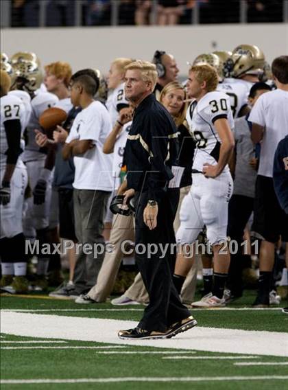 Thumbnail 1 in Carroll vs. Plano East (5A Division 1 Region 1 Bi-District) photogallery.