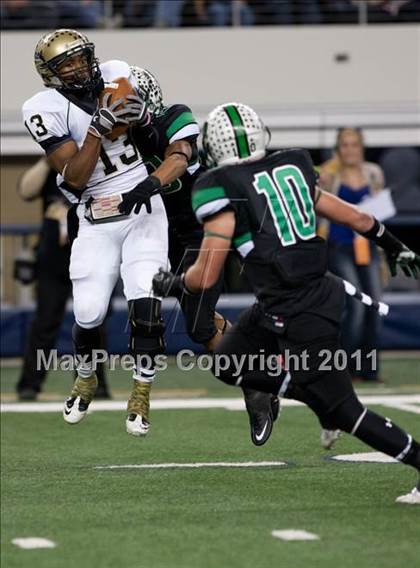 Thumbnail 1 in Carroll vs. Plano East (5A Division 1 Region 1 Bi-District) photogallery.