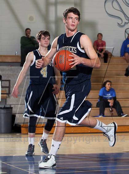 Thumbnail 1 in La Costa Canyon vs King (MaxPreps Holiday Classic) photogallery.