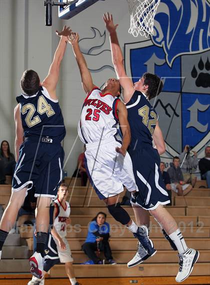 Thumbnail 2 in La Costa Canyon vs King (MaxPreps Holiday Classic) photogallery.