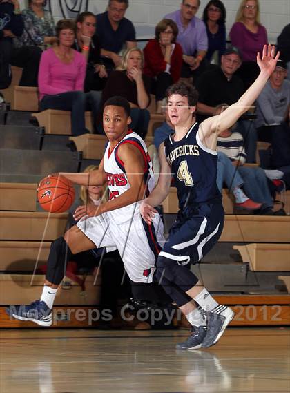 Thumbnail 3 in La Costa Canyon vs King (MaxPreps Holiday Classic) photogallery.