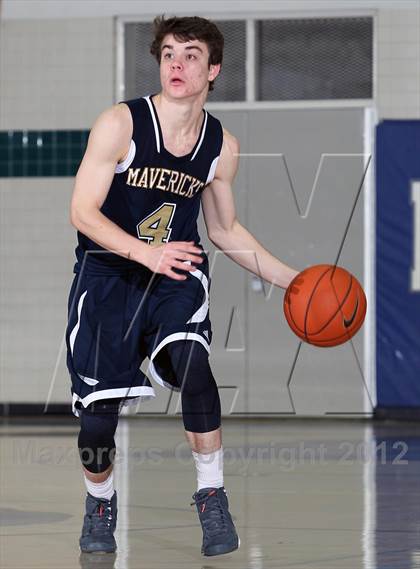 Thumbnail 3 in La Costa Canyon vs King (MaxPreps Holiday Classic) photogallery.