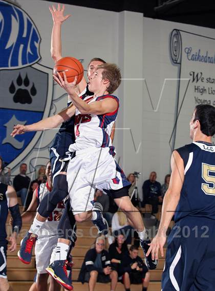 Thumbnail 1 in La Costa Canyon vs King (MaxPreps Holiday Classic) photogallery.