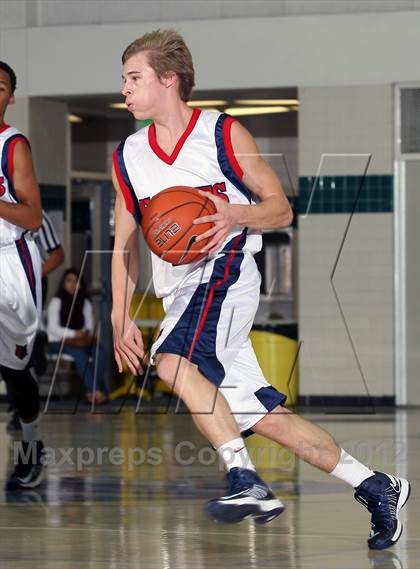 Thumbnail 1 in La Costa Canyon vs King (MaxPreps Holiday Classic) photogallery.