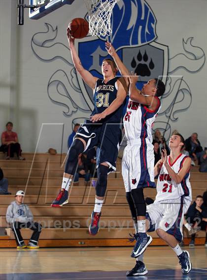 Thumbnail 2 in La Costa Canyon vs King (MaxPreps Holiday Classic) photogallery.