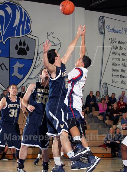 Thumbnail 2 in La Costa Canyon vs King (MaxPreps Holiday Classic) photogallery.