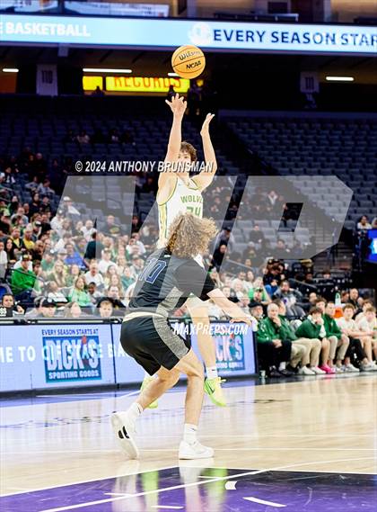 Thumbnail 2 in St. John Bosco vs San Ramon Valley (CIF State D1 Final) photogallery.
