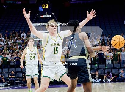 Thumbnail 3 in St. John Bosco vs San Ramon Valley (CIF State D1 Final) photogallery.