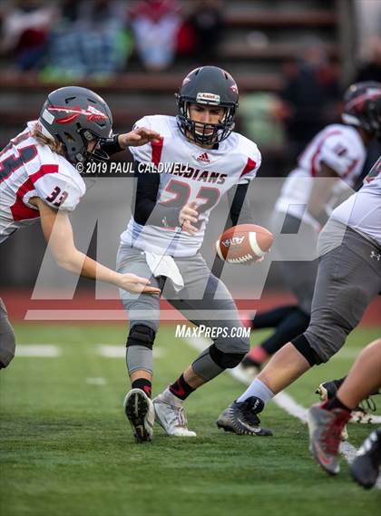 Thumbnail 3 in Toledo vs. Napavine (WIAA 2B Quarterfinal) photogallery.