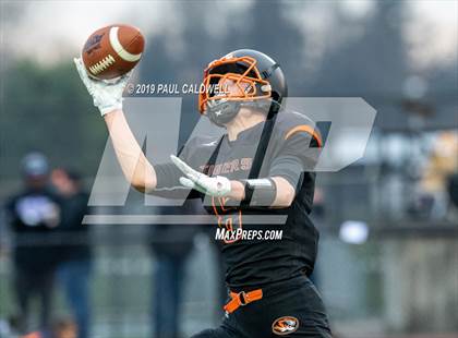 Thumbnail 2 in Toledo vs. Napavine (WIAA 2B Quarterfinal) photogallery.