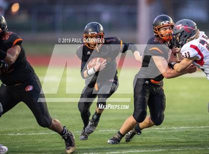 Thumbnail 1 in Toledo vs. Napavine (WIAA 2B Quarterfinal) photogallery.
