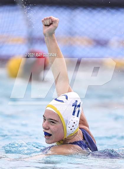 Thumbnail 3 in Clovis @ Clovis West (CIF CS D1 Championship) photogallery.