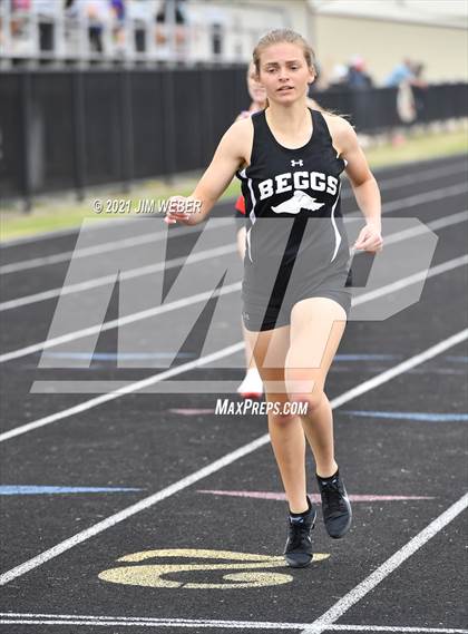 Thumbnail 2 in Warner Invitational photogallery.