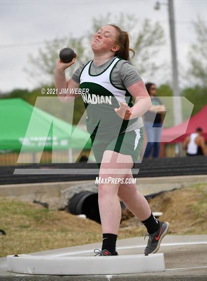 Thumbnail 3 in Warner Invitational photogallery.