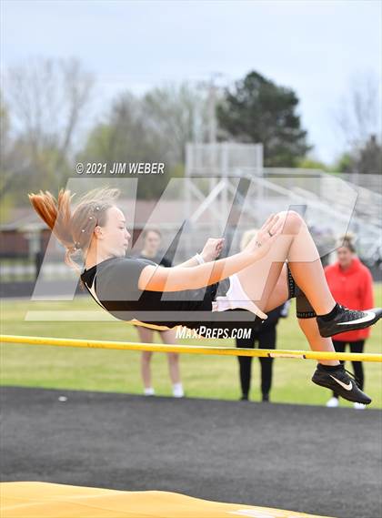 Thumbnail 3 in Warner Invitational photogallery.