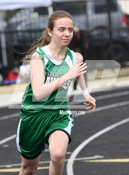 Thumbnail 3 in Warner Invitational photogallery.