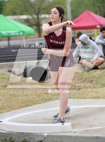 Thumbnail 2 in Warner Invitational photogallery.