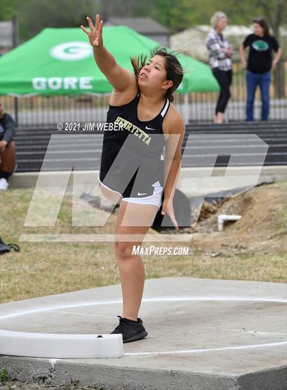 Thumbnail 3 in Warner Invitational photogallery.