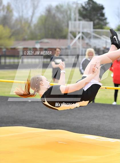 Thumbnail 2 in Warner Invitational photogallery.