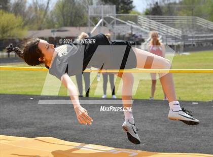 Thumbnail 3 in Warner Invitational photogallery.