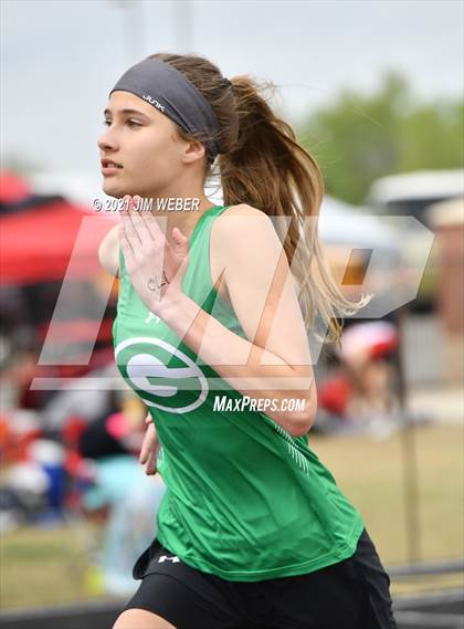 Thumbnail 1 in Warner Invitational photogallery.