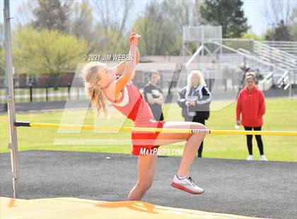 Thumbnail 3 in Warner Invitational photogallery.