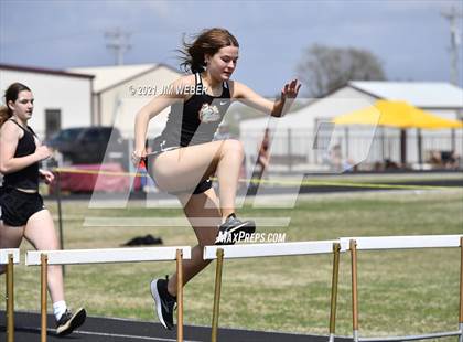 Thumbnail 2 in Warner Invitational photogallery.