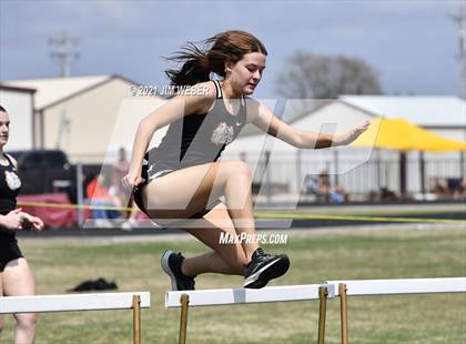 Thumbnail 3 in Warner Invitational photogallery.