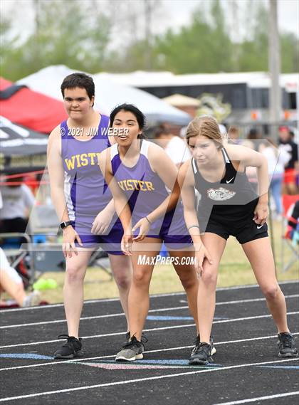 Thumbnail 1 in Warner Invitational photogallery.