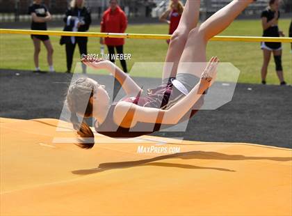 Thumbnail 2 in Warner Invitational photogallery.