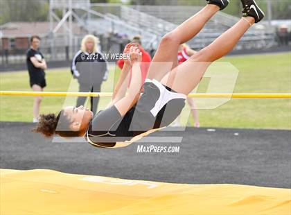 Thumbnail 3 in Warner Invitational photogallery.