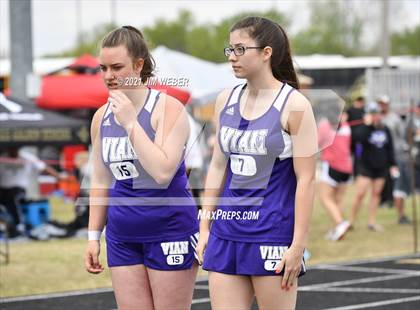 Thumbnail 3 in Warner Invitational photogallery.