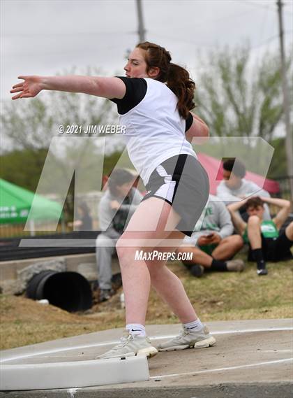 Thumbnail 3 in Warner Invitational photogallery.