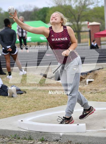 Thumbnail 2 in Warner Invitational photogallery.