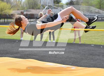 Thumbnail 2 in Warner Invitational photogallery.