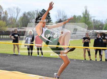 Thumbnail 2 in Warner Invitational photogallery.