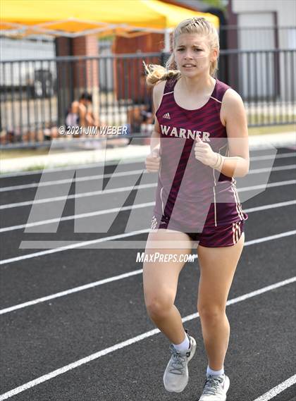 Thumbnail 2 in Warner Invitational photogallery.