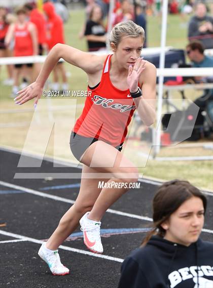 Thumbnail 3 in Warner Invitational photogallery.