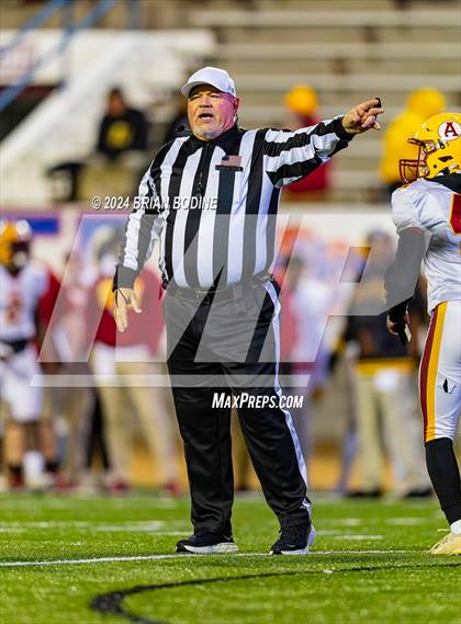 Thumbnail 2 in Abbeville vs Cross (SCHSL 1A Final) photogallery.