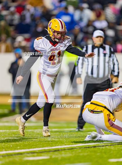 Thumbnail 1 in Abbeville vs Cross (SCHSL 1A Final) photogallery.