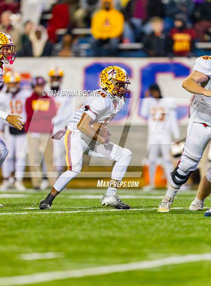 Thumbnail 2 in Abbeville vs Cross (SCHSL 1A Final) photogallery.