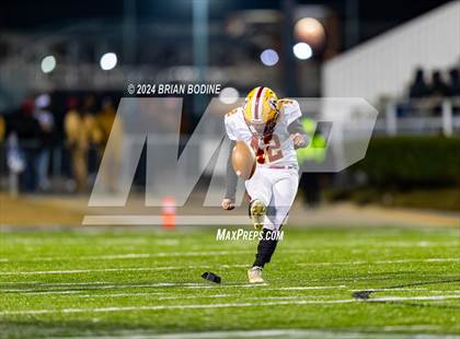 Thumbnail 2 in Abbeville vs Cross (SCHSL 1A Final) photogallery.